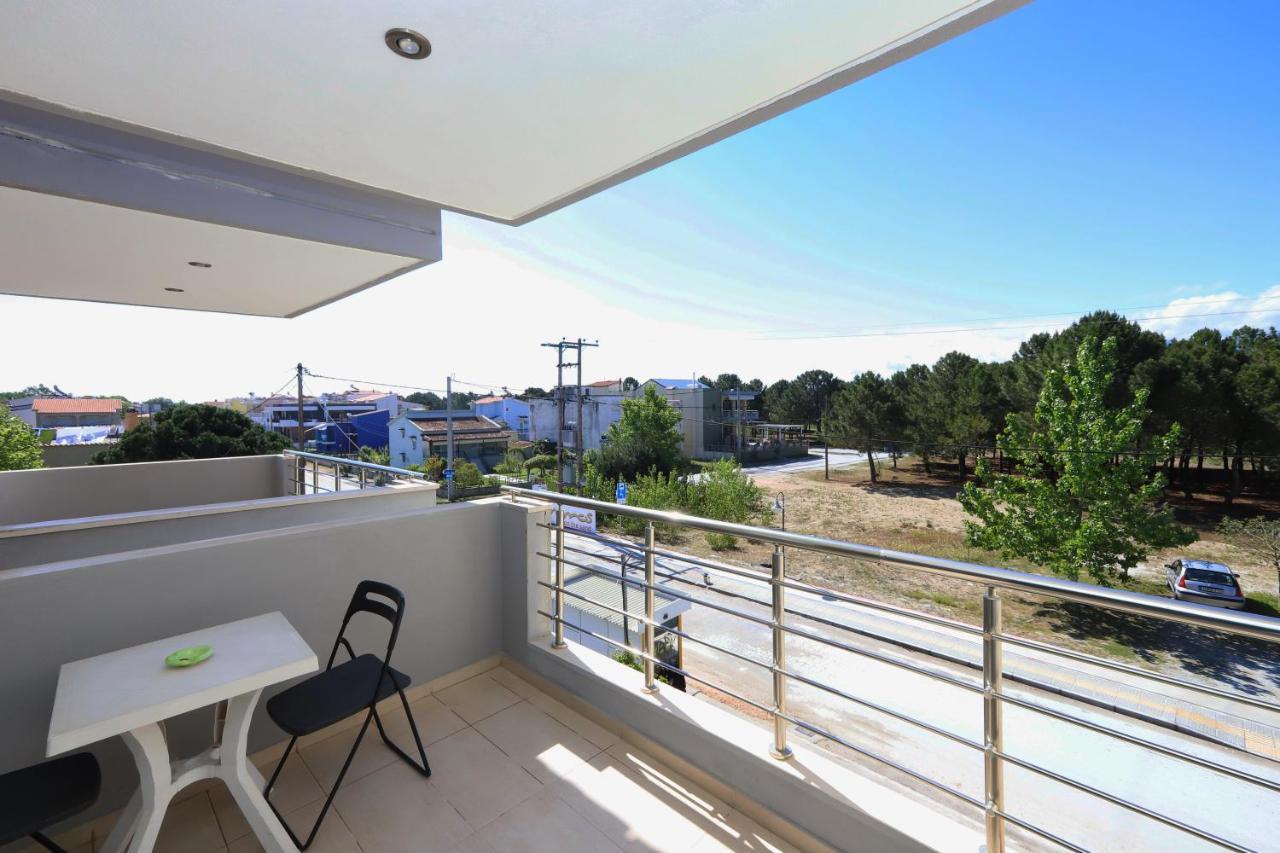 Katerina Apartments Keramoti  Extérieur photo