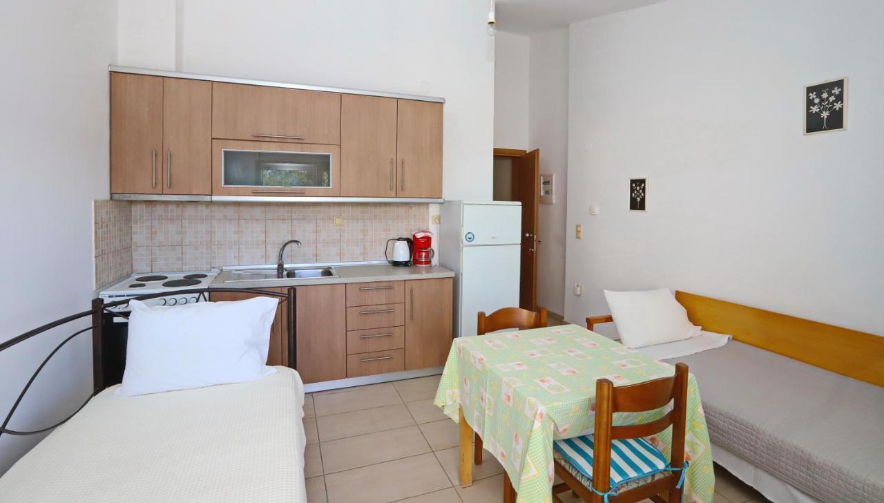 Katerina Apartments Keramoti  Extérieur photo