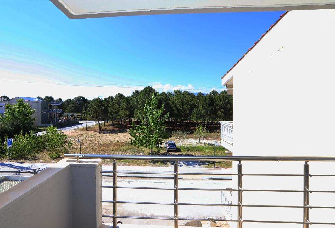 Katerina Apartments Keramoti  Extérieur photo